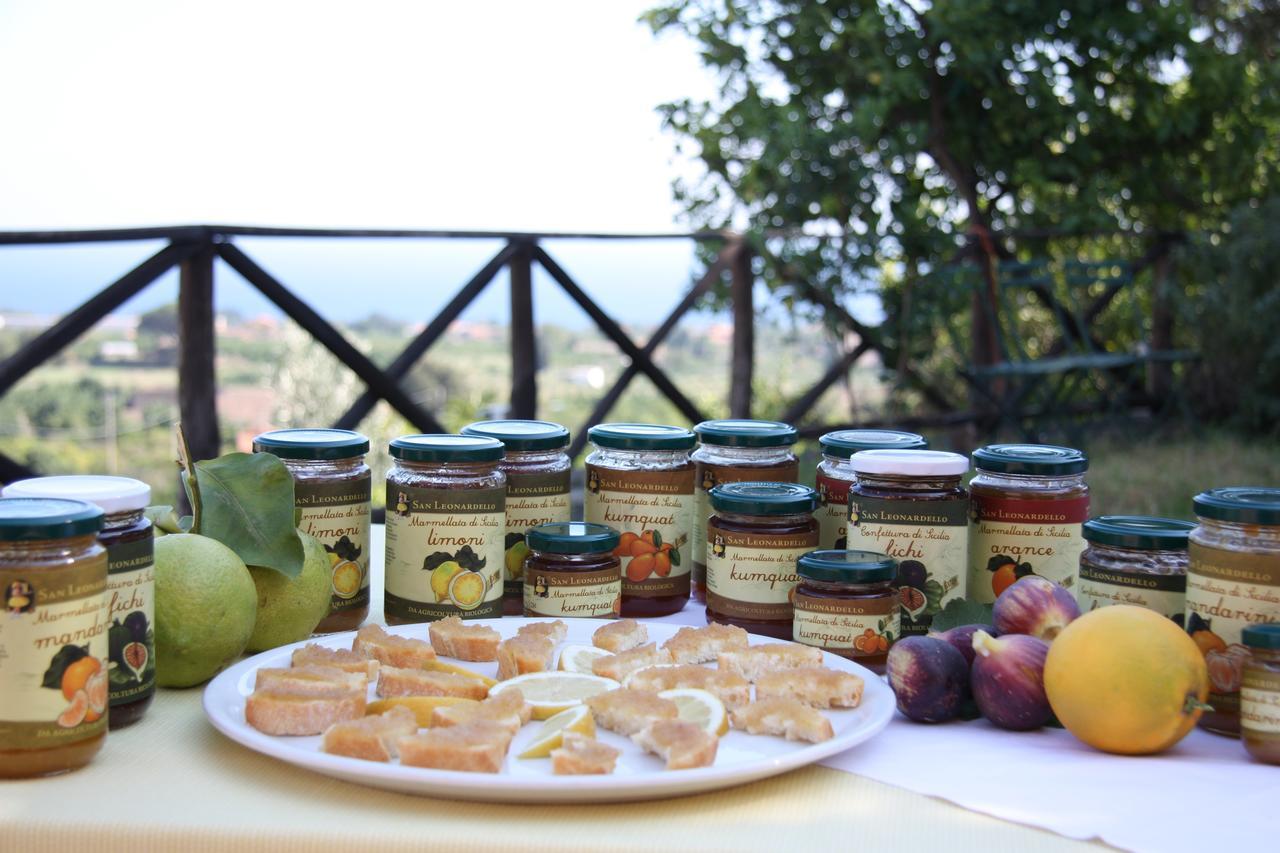 Agriturismo San Leonardello Buitenkant foto